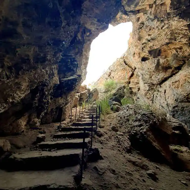 بهترین زمان رفتن به غار بونیک