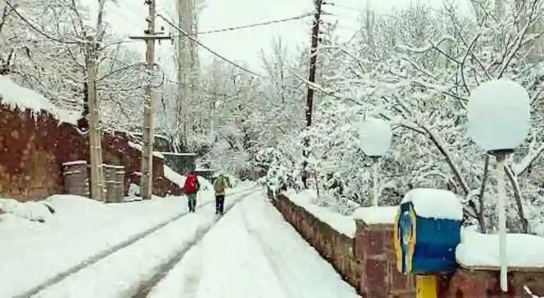 روستای ایگل در زمستان