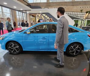 خودروهای وارداتی در بازار بدون مشتری باقی ماندند