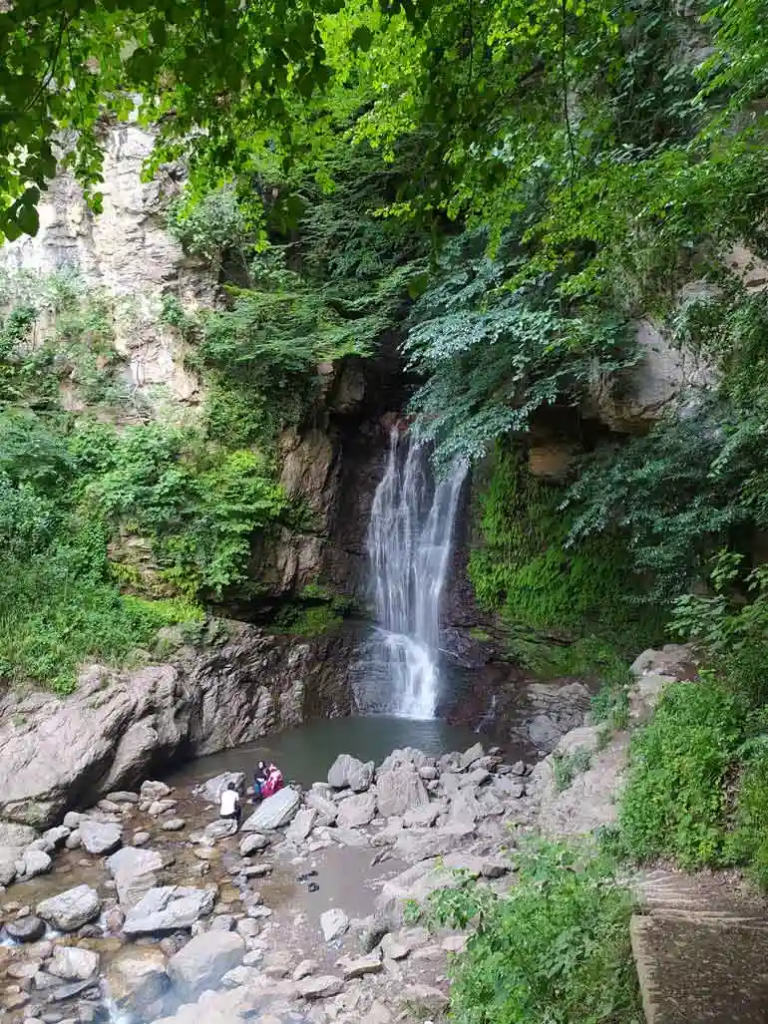 بهترین مسیر رفتن به آبشار دودوزن
