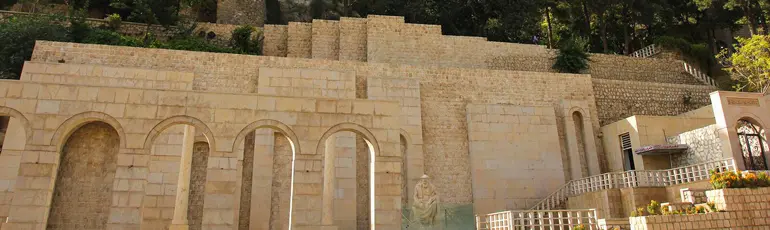 آرامگاه خواجوی کرمانی