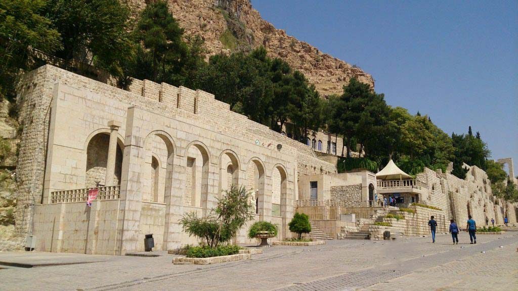 ساعات کاری آرامگاه خواجوی کرمانی