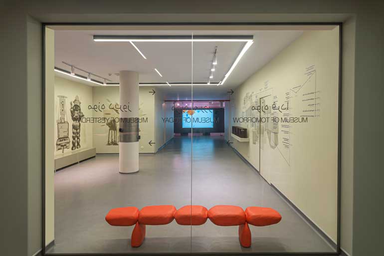 موزه کامپیوتر تهران؛ اولین موزه برای آشنایی با دنیای کامپیوتر 4 موزه کامپیوتر ایران