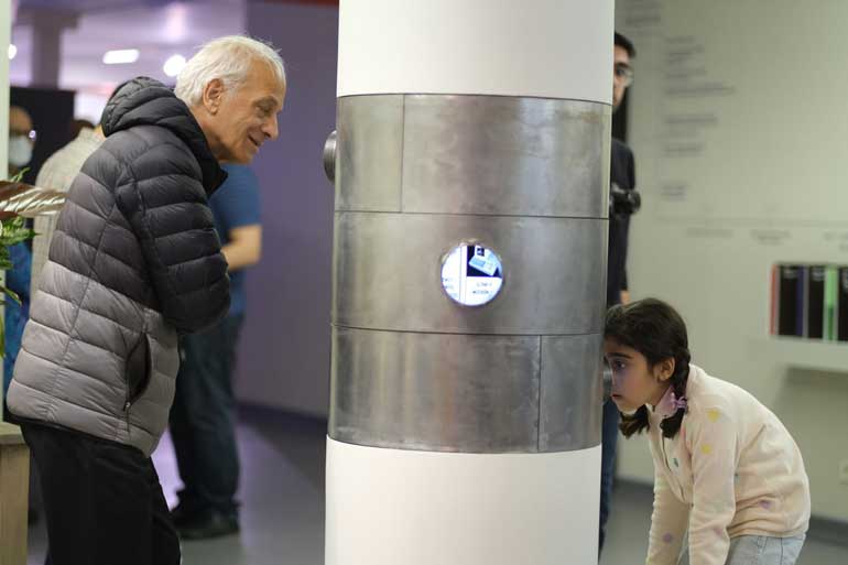 موزه کامپیوتر تهران؛ اولین موزه برای آشنایی با دنیای کامپیوتر 3 موزه کامپیوتر ایران