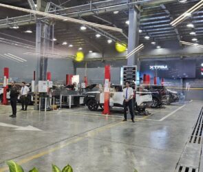 خدمات VIP‌ فونیکس در نمایندگی 777 مدیران خودرو به مشتریان ارائه می‌شود