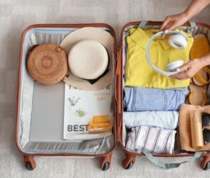 ۷ اشتباهی که هنگام بستن چمدان‌تان باید از آنها اجتناب کنید