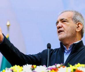 رئیس جمهور: وحدت و انسجام ما مسلمانان قدرتمان را افزایش می‌دهد