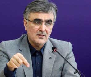 فرزین:‌ رشد نقدینگی را در کانال ۲۵ درصد حفظ می‌کنیم