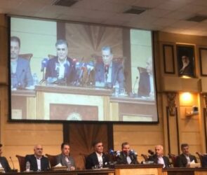 فرزین: بسته ۲۰۰ همتی برای تامین نقدینگی واحدهای تولیدی در نظر گرفته ایم