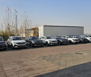 مخالفت مجمع تشخیص مصلحت نظام با کاهش تعرفه واردات خودرو