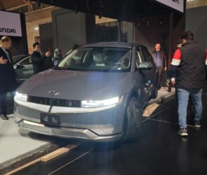 هیوندای آیونیک 5 توسط هرمس خودرو در نمایشگاه خودرو تهران 1403 رونمایی شد