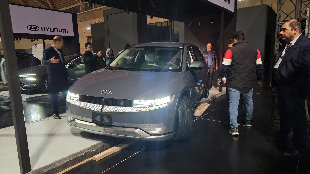 هیوندای آیونیک 5 توسط هرمس خودرو در نمایشگاه خودرو تهران 1403 رونمایی شد