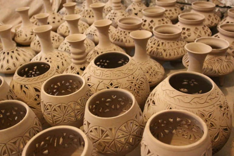 سوغات سمنان؛ از سمنان سوغاتی چی بخریم؟ 31 سفال