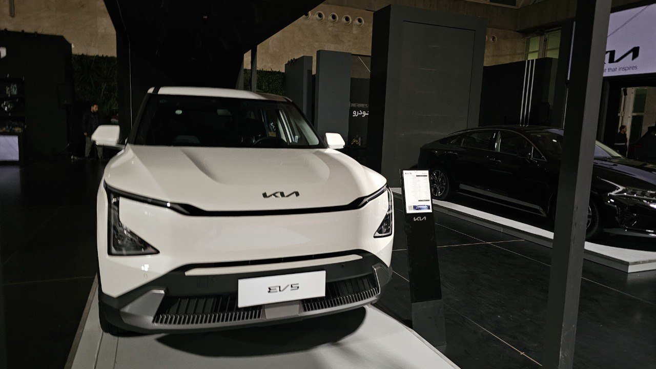 تعرفه واردات خودرو برای سال 1404 افزایش یافت، محدودیت‌های بیشتر در راه هستند