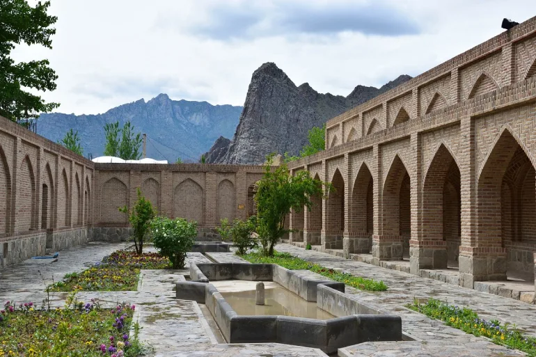 راهنمای سفر به جلفا