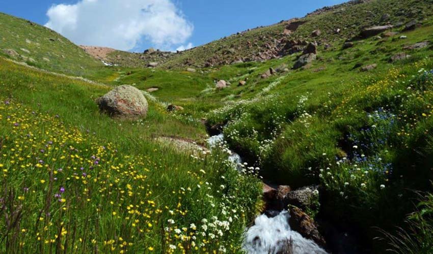 راهنمای سفر به سرعین؛ گرمترین شهر سرد ایران 72 دره گلستان از جاهای دیدنی سرعین