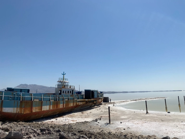 تاثیر خشکی دریاچه ارومیه بر محیط زیست