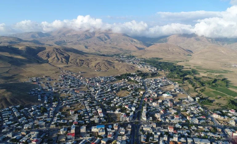 خلخال کجاست؟