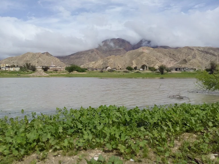 بهترین زمان سفر به بستک