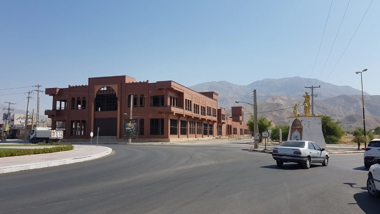 راهنمای سفر به بستک