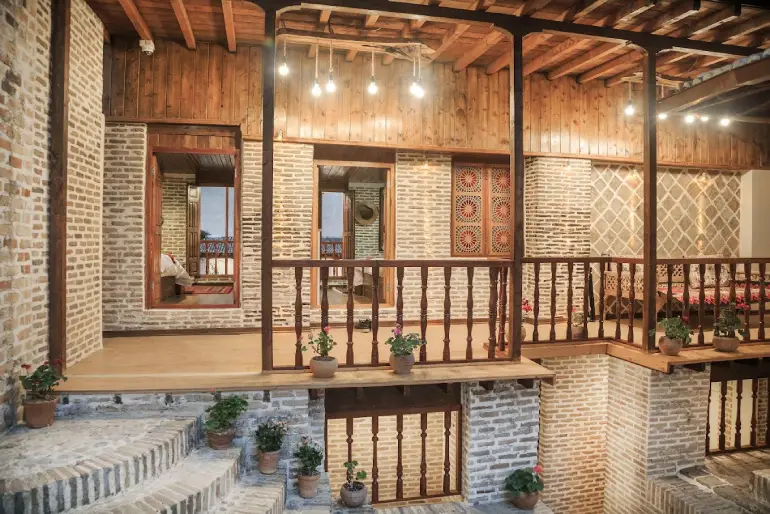 هتل سرای خان