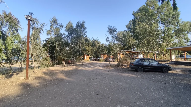 اقامت و شب‌مانی در ساحل صخره‌ای سیسنگان