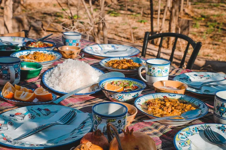 غذاهای محلی و سنتی تفت 