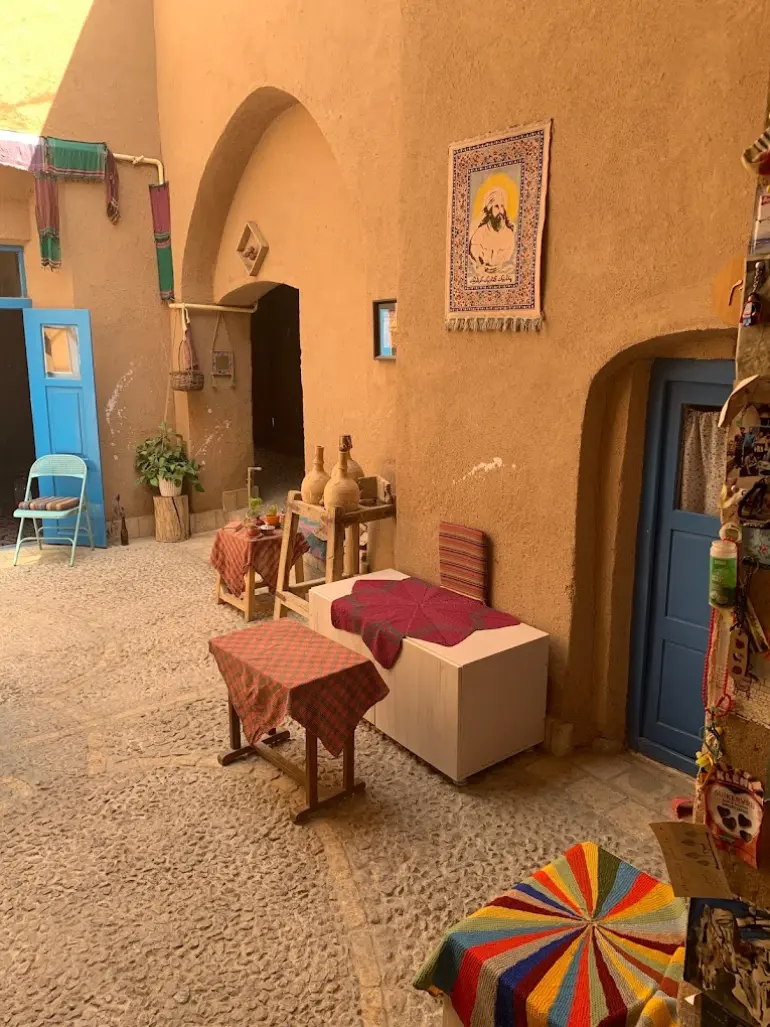 اقامتگاه‌های بومگردی تفت 