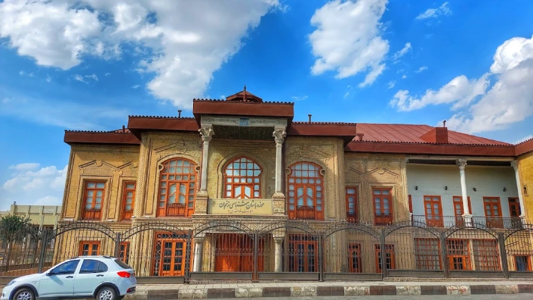 موزه مردان نمکی کجاست؟