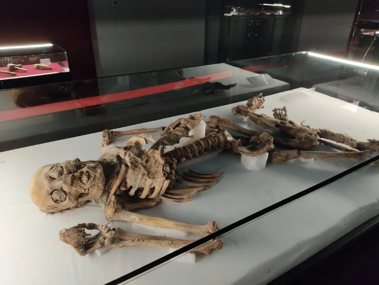 موزه مردان نمکی زنجان