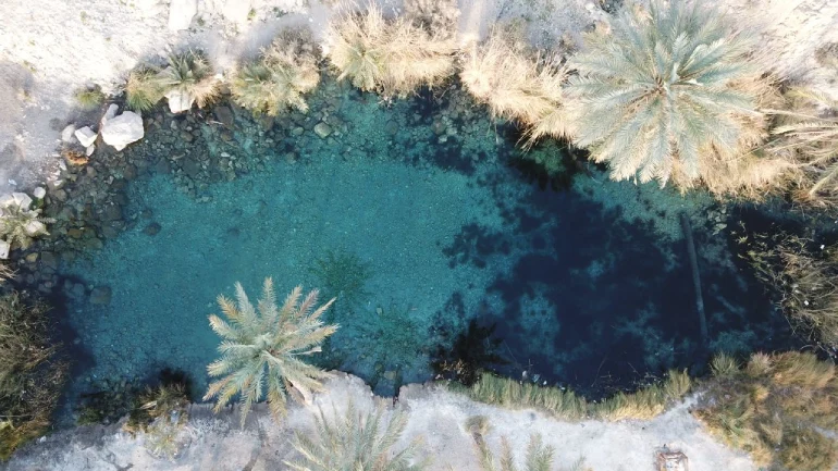 معرفی چشمه سبزپوشان هرمزگان