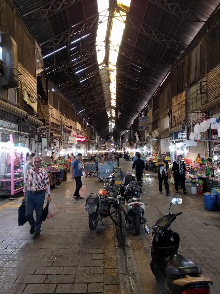 بهترین زمان بازارگردی در بازار قزوین