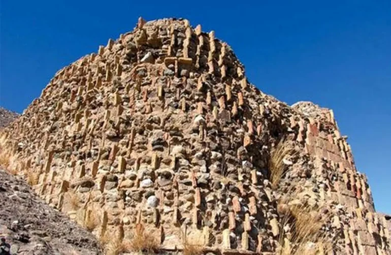 قلعه سموران جیرفت