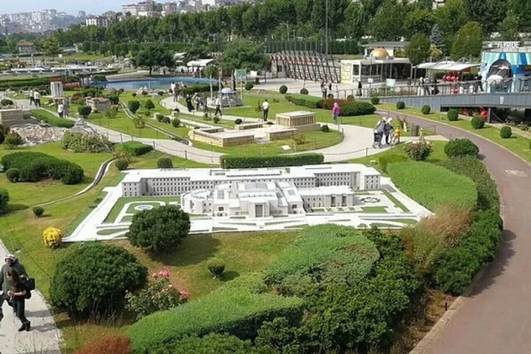 پارک مینیاتوری مشهد