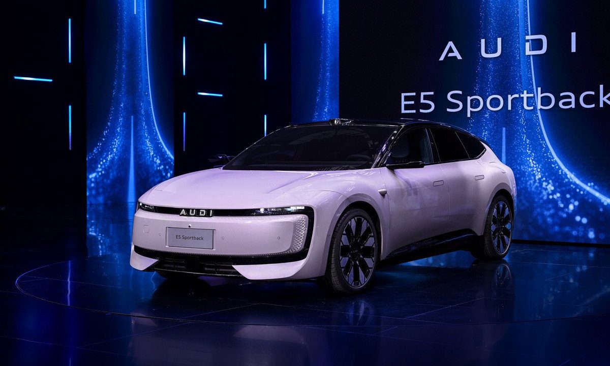 آئودی E5 اسپرت‌بک در شانگهای رونمایی شد؛ فرزند آلمانی‌ها بدون چهار حلقه سنتی