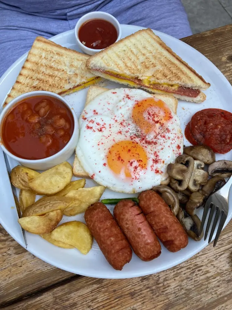 کافه گفت و گو شیراز