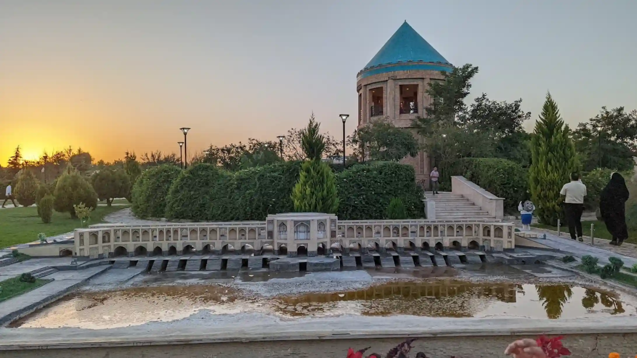 بوستان مینیاتوری مشهد