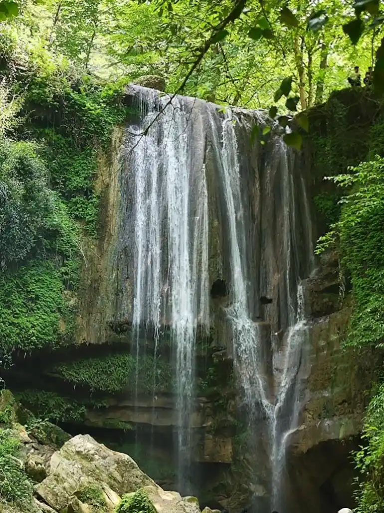 آبشار ترز کجاست؟