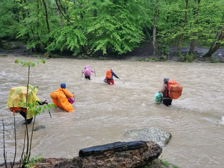 امکانات رفاهی و تفریحات آبشار ترز