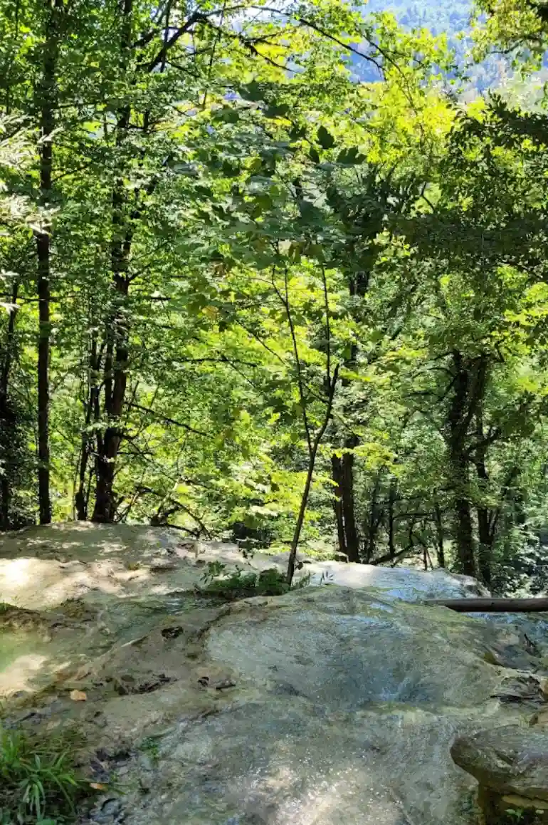 بهترین زمان بازدید از آبشار اسکلیم