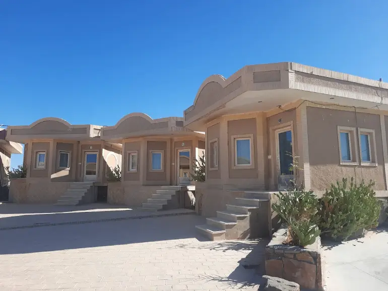 در سفر به طبس کجا اقامت کنیم؟