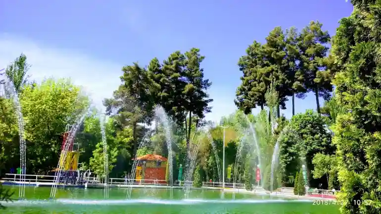 امکانات رفاهی باغ وحش وکیل آباد مشهد