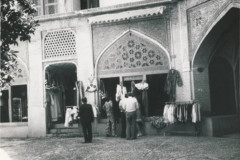 تاریخچه سرای مشیر