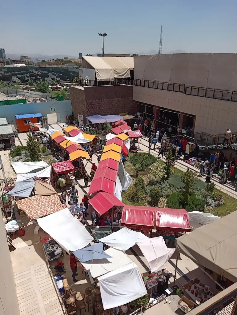 تصاویر جمعه بازار پروانه