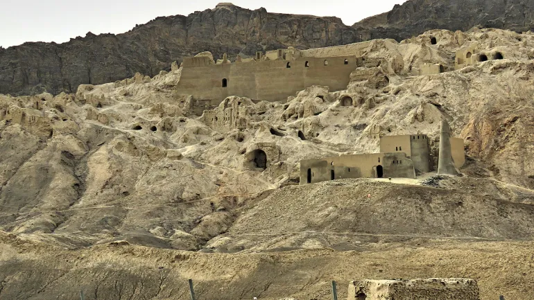 معرفی کوه خواجه