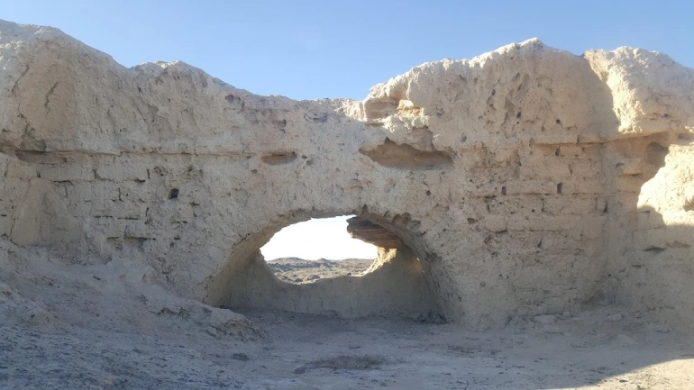 قلعه کافرون و کک کهزاد