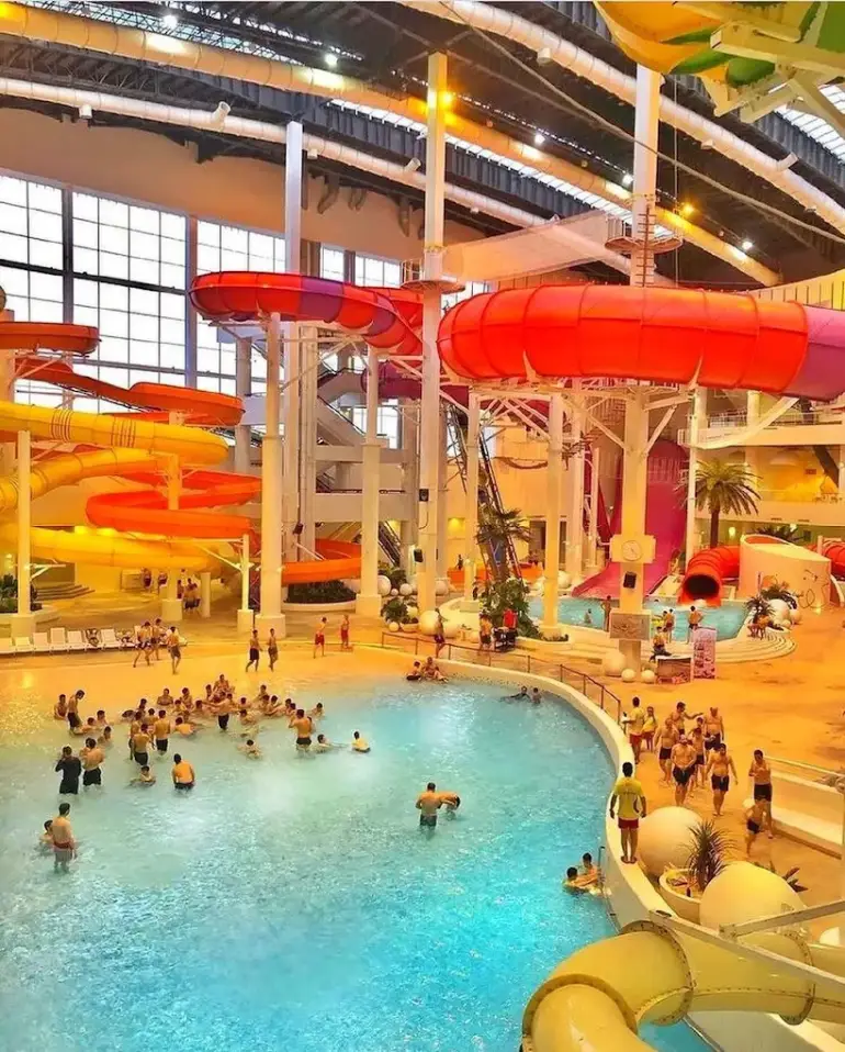 پارک آبی اُپارک تهران