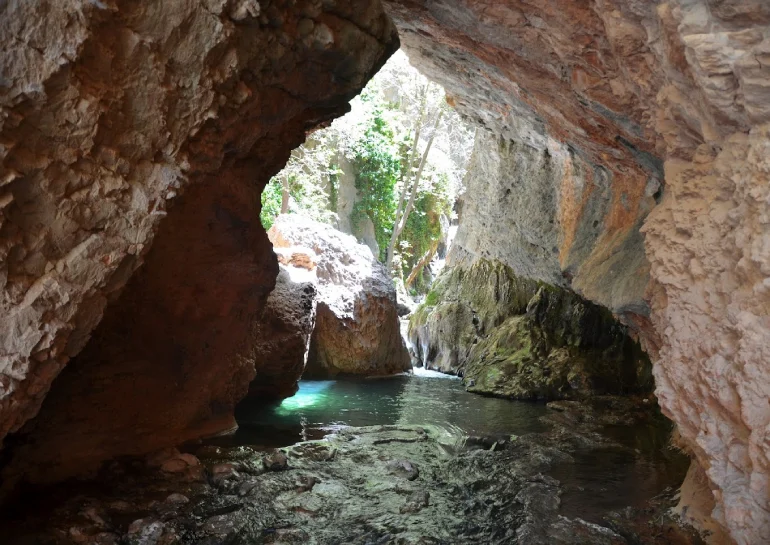 بهشت گمشده شیراز کجاست؟