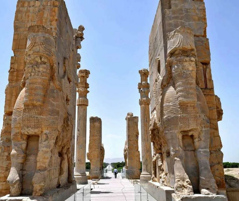 دیدنی های مرودشت