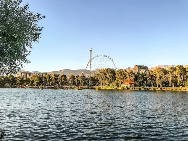 پارک ارم تهران کجاست؟